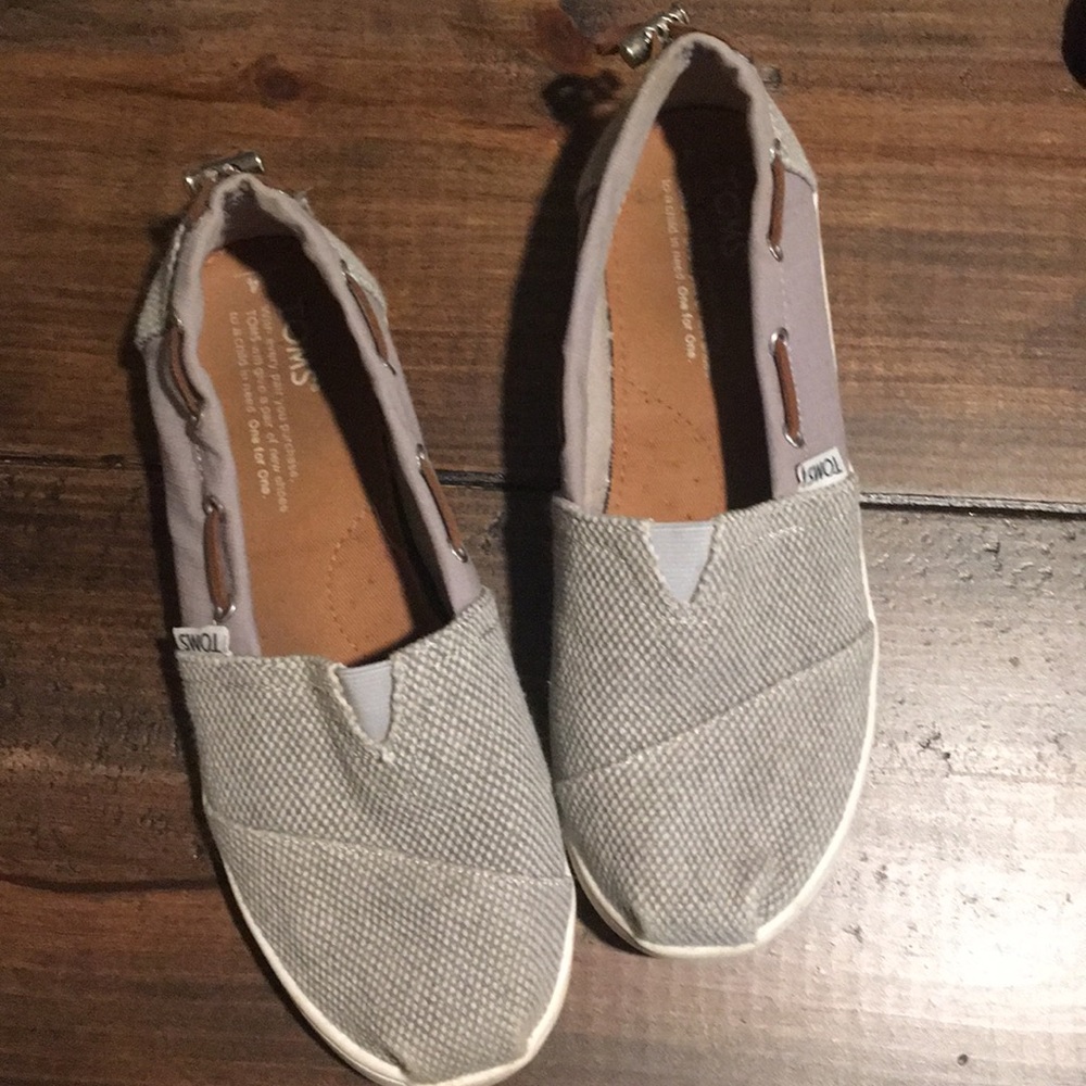 Youth TOMS